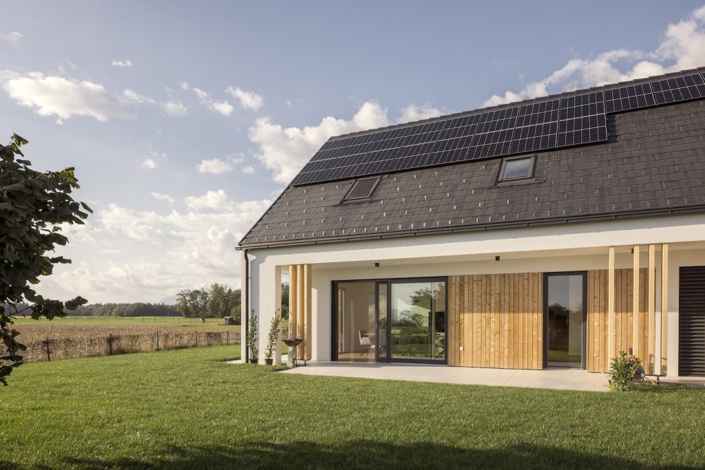 Skoraj nič-energijska hiša Jelovica Trend A 148