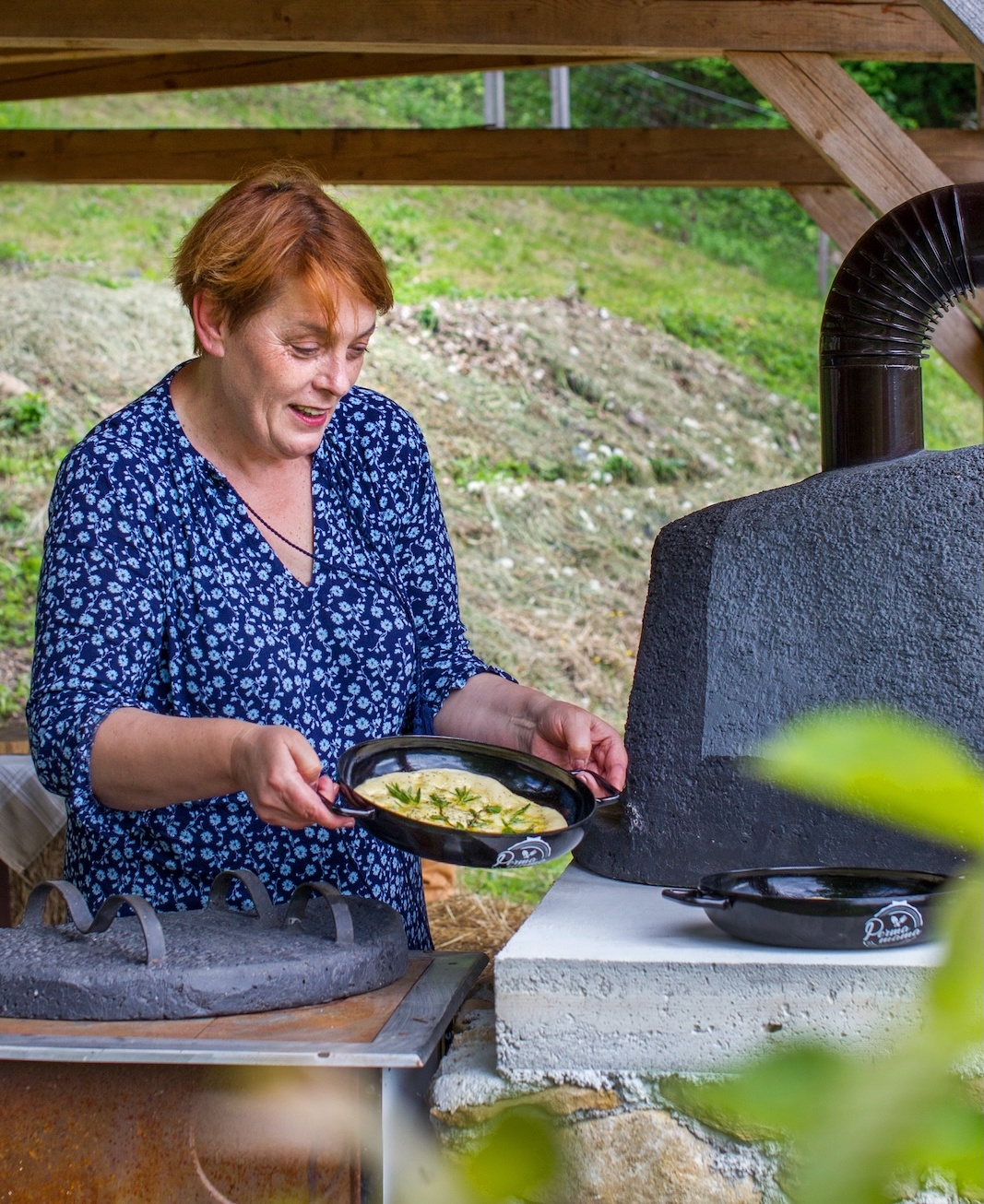 Pogovor z Ines Drame na posestvu Perma mama