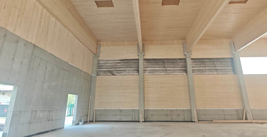 Lesena arhitektura v šolskem prostoru – vpliv na dobro počutje dijakov